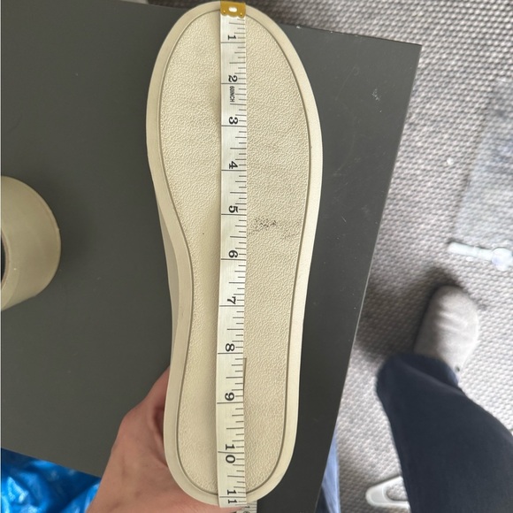 Vince Ginelle Suede Slip On Sneakers 9.5 Tan Leather - Picture 6 of 6